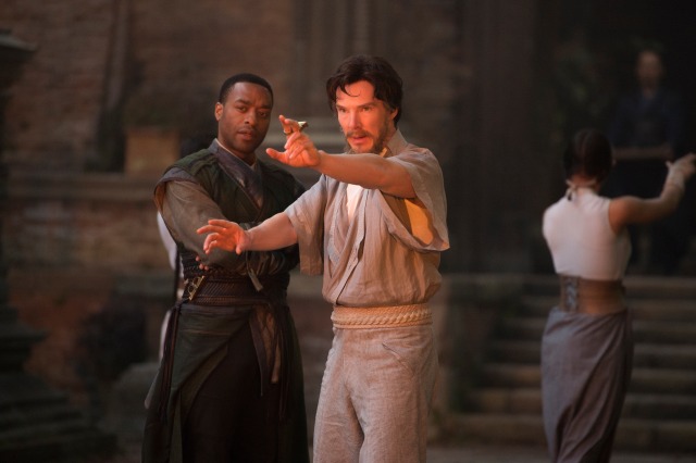 drstrange-movie-doctor-strange-benedict-cumberbatch-chiwetel-ejiofor_640px